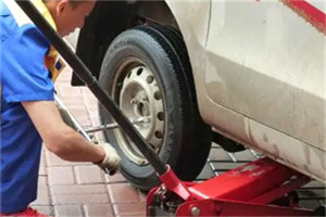 龙岩附近拖车24小时服务热线电话