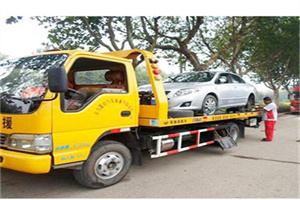 龙岩附近24小时汽车拖车服务热线