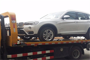 龙岩拖车24小时服务电话