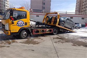 龙岩救援拖车费用怎么算