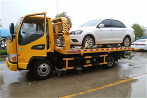 龙岩附近拖车救援24小时服务热线
